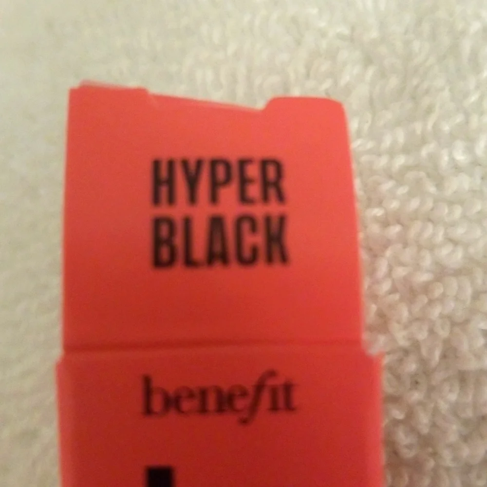 Benefit Cosmetics Fan Fest Mascara in Hyper Black
